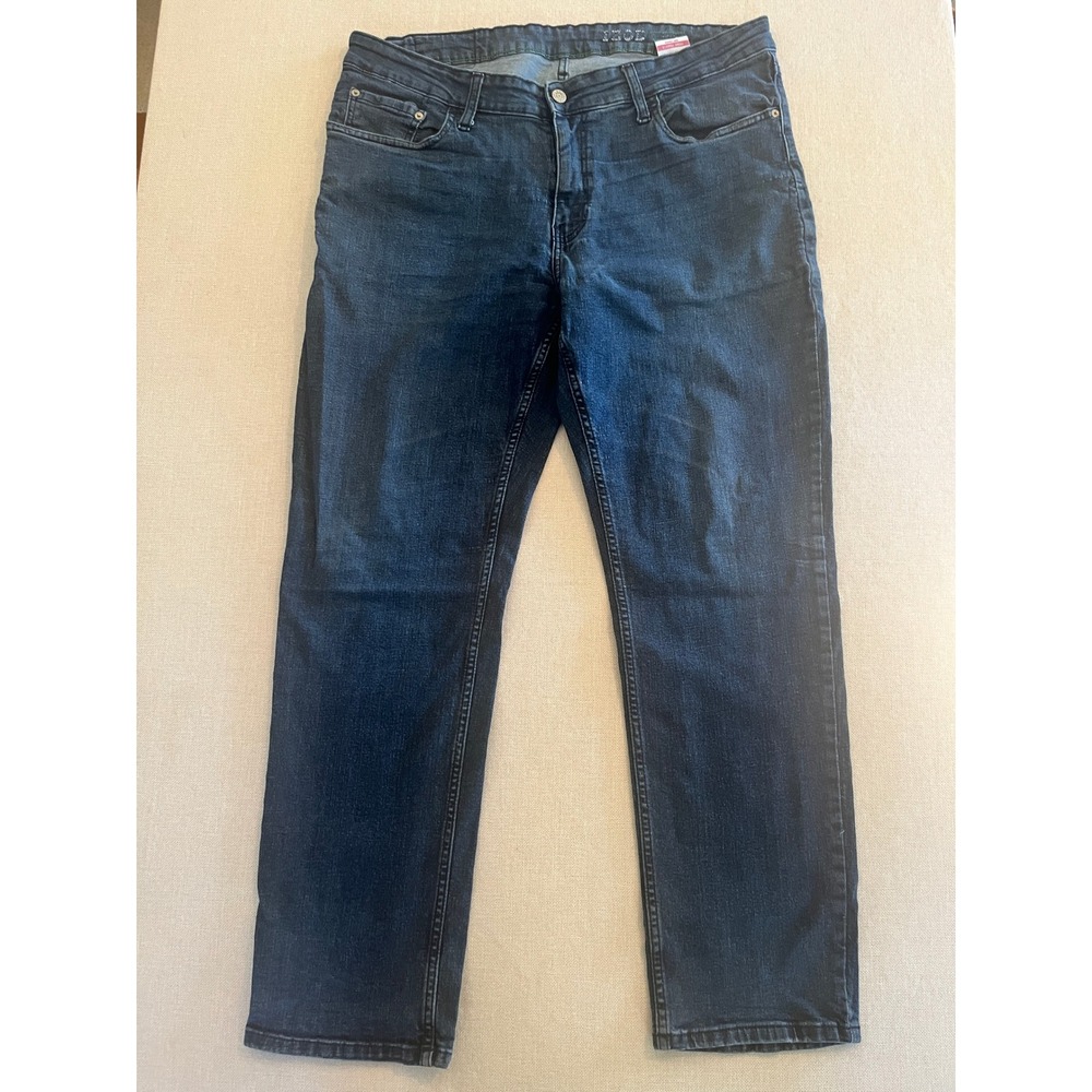 IZOD Straight Fit Denim Jeans Mens 38x30 Blue Excellent Dark Medium Wash
